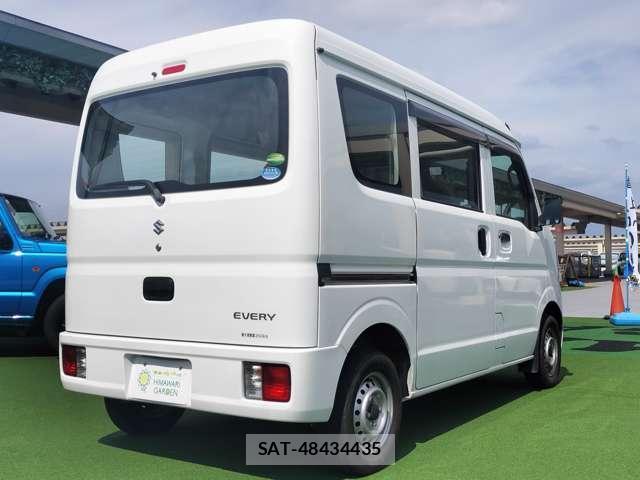 Suzuki EVERY 2016-06 8329494-1
