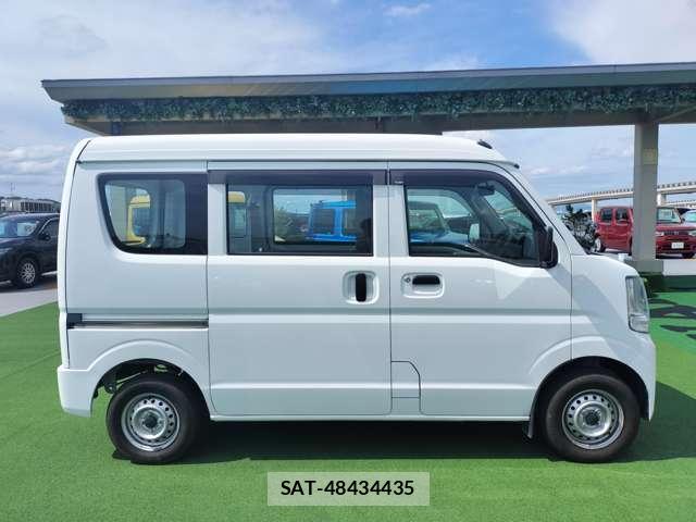 Suzuki EVERY 2016-06 8329494-16