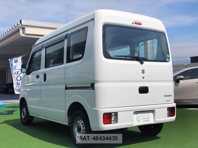 Suzuki EVERY 2016-06 8329494-3