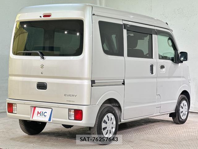 Suzuki EVERY 2023-06 8329567-13