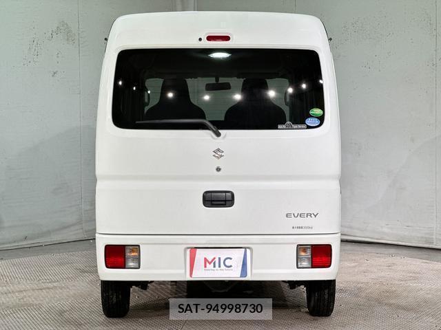 Suzuki EVERY 2020-07 8329638-11