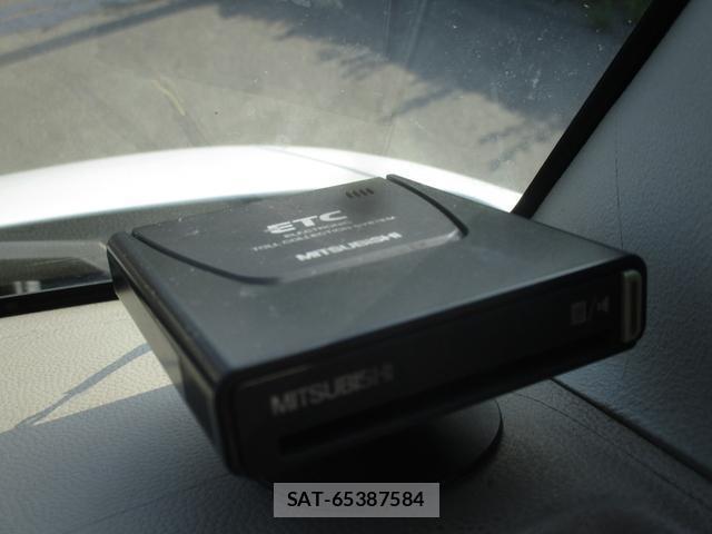 Suzuki EVERY 2014-03 8330245-3