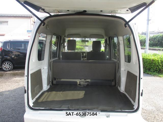 Suzuki EVERY 2014-03 8330245-5