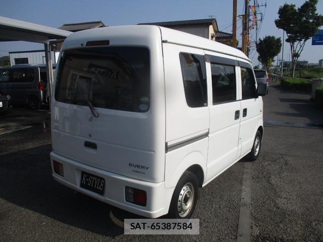 Suzuki EVERY 2014-03 8330245-7