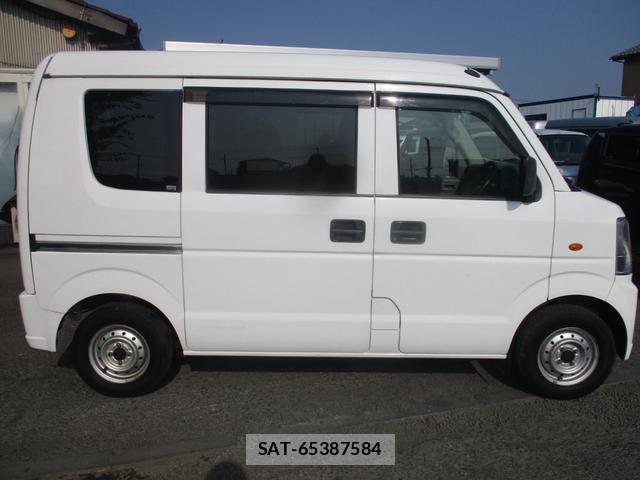 Suzuki EVERY 2014-03 8330245-8