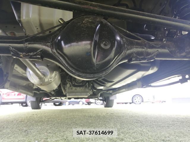 Suzuki EVERY 2018-06 8330301-8
