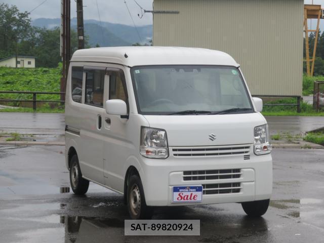 Suzuki EVERY 2020-07 8330387-1
