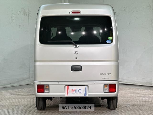 Suzuki EVERY 2020-06 8330690-13