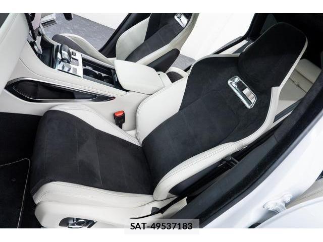 Jaguar F-PACE 2021-09 8329657-12