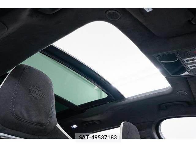 Jaguar F-PACE 2021-09 8329657-16