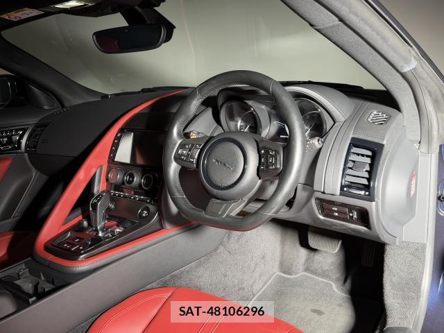Jaguar F-TYPE 2014-11 8328943-3