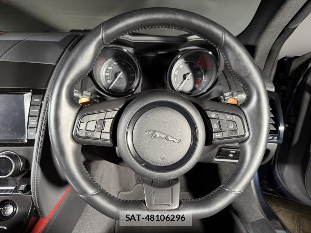 Jaguar F-TYPE 2014-11 8328943-6