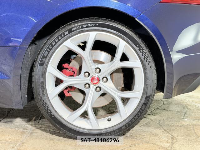 Jaguar F-TYPE 2014-11 8328943-8