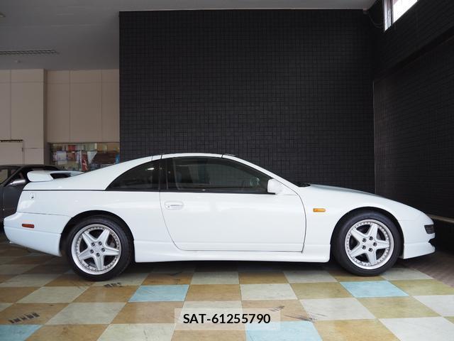 Nissan FAIRLADY Z 2000-02 8328069-3