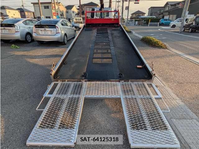 MITSUBISHI FUSO Fighter 2006-06 8328408-10