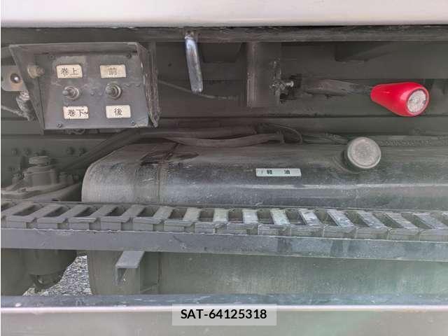 MITSUBISHI FUSO Fighter 2006-06 8328408-18