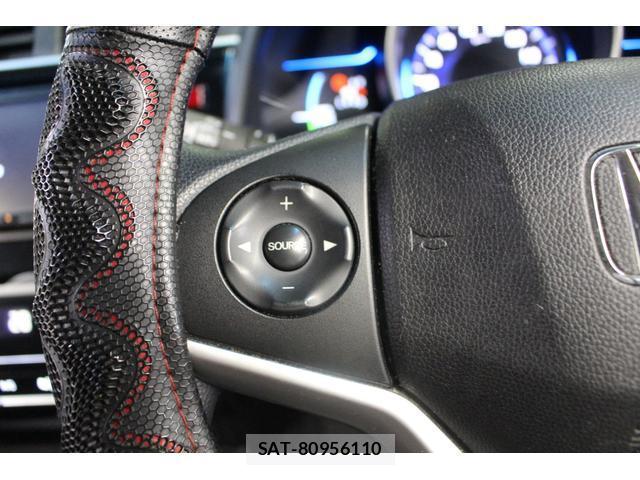 Honda FIT HYBRID 2016-03 8329125-14