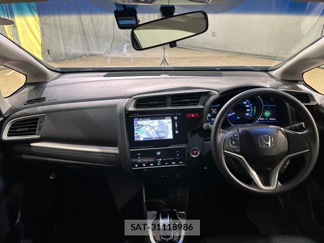 Honda FIT HYBRID 2013-10 8329565-3