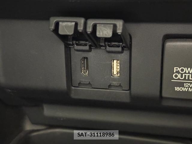 Honda FIT HYBRID 2013-10 8329565-8