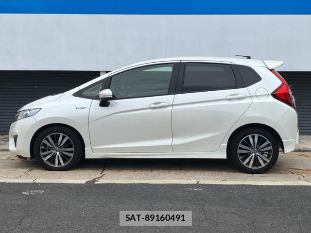 Honda FIT HYBRID 2013-10 8330248-1
