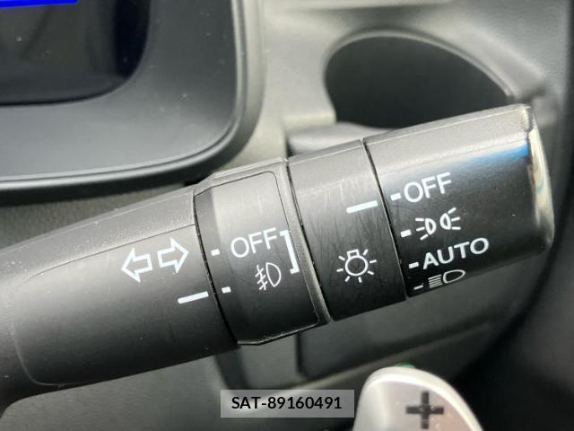 Honda FIT HYBRID 2013-10 8330248-15