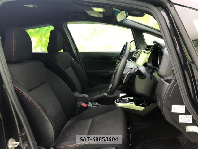 Honda FIT HYBRID 2015-07 8330407-3