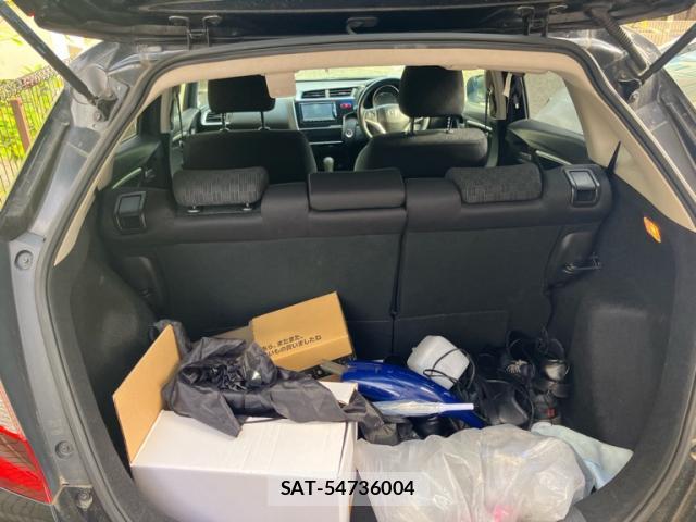 Honda FIT 2016-03 8328064-15