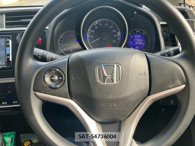 Honda FIT 2016-03 8328064-3