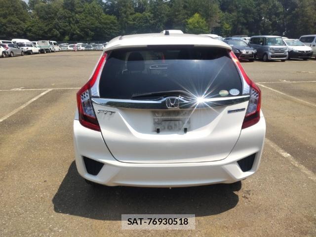 Honda FIT 2016-07 8328201-1