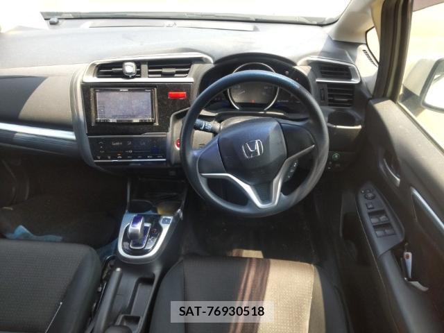 Honda FIT 2016-07 8328201-2