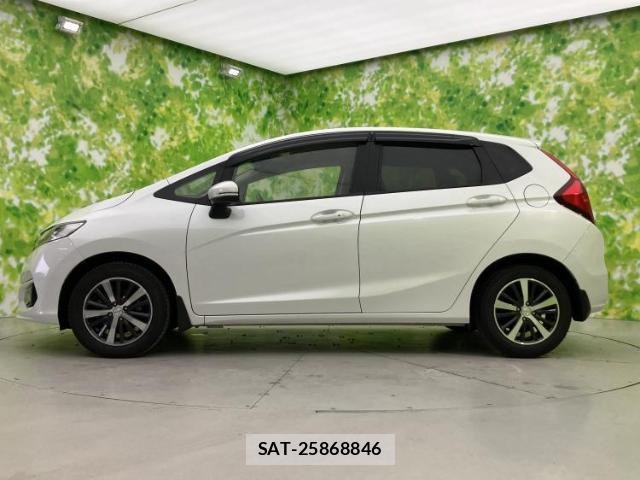 Honda FIT 2019-11 8328705-1