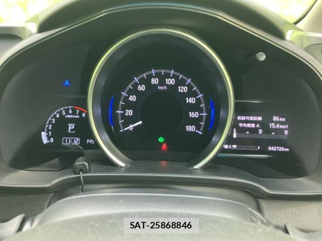 Honda FIT 2019-11 8328705-12