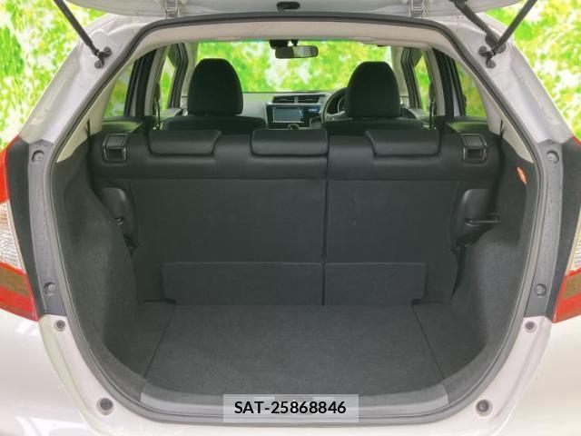 Honda FIT 2019-11 8328705-7