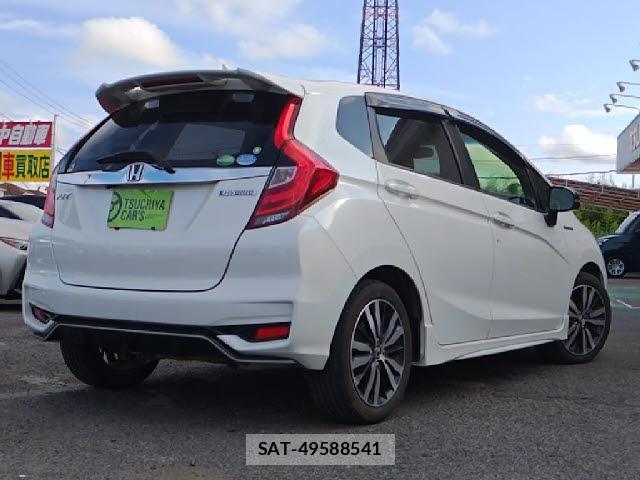 Honda FIT 2019-06 8329765-1