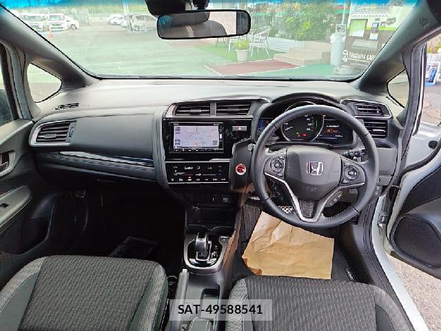 Honda FIT 2019-06 8329765-2
