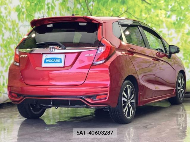 Honda FIT 2017-09 8330429-2