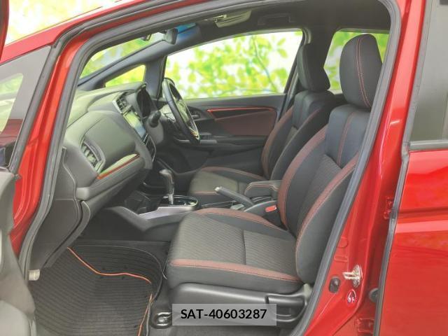 Honda FIT 2017-09 8330429-6