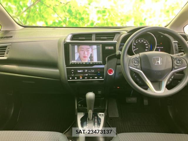 Honda FIT 2019-05 8330592-3