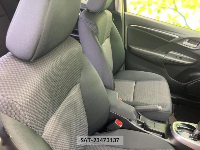 Honda FIT 2019-05 8330592-5