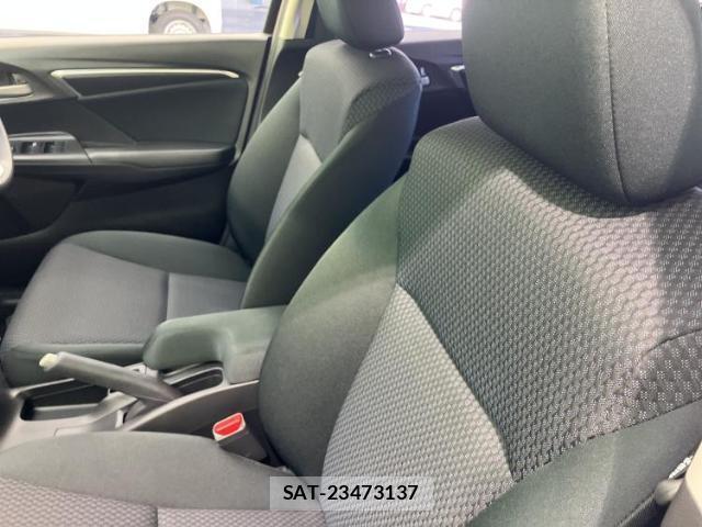 Honda FIT 2019-05 8330592-7
