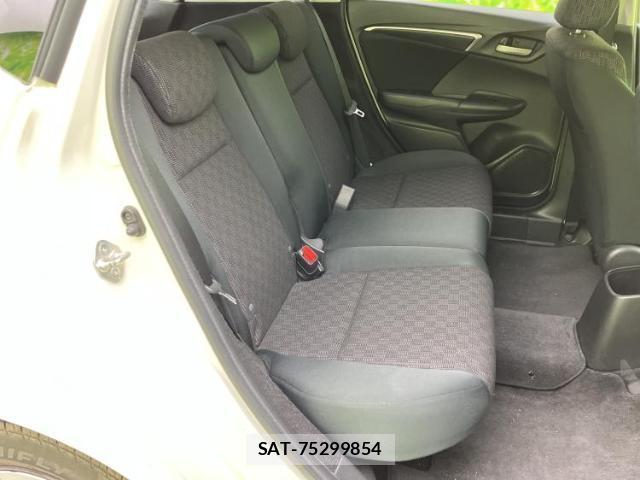 Honda FIT 2014-07 8330628-4