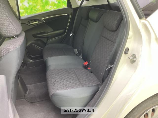 Honda FIT 2014-07 8330628-6