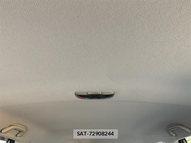 Subaru FORESTER 2017-01 8328607-10