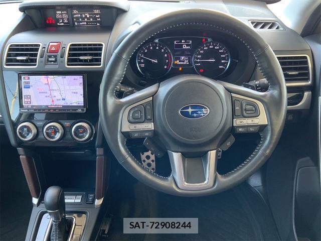 Subaru FORESTER 2017-01 8328607-14