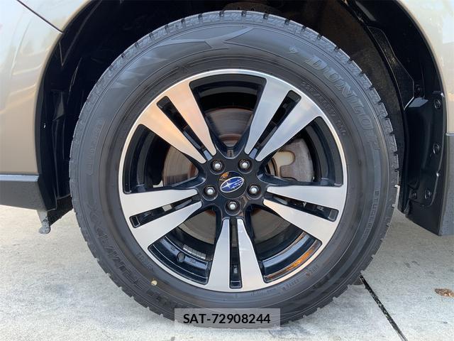 Subaru FORESTER 2017-01 8328607-17