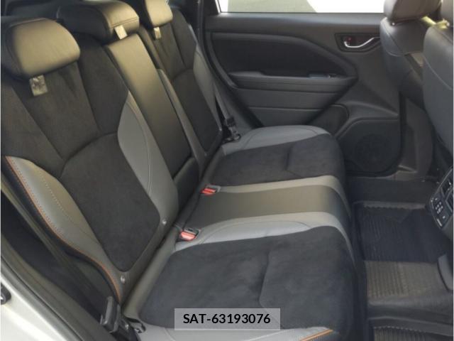 Subaru FORESTER 2026-02 8328836-3
