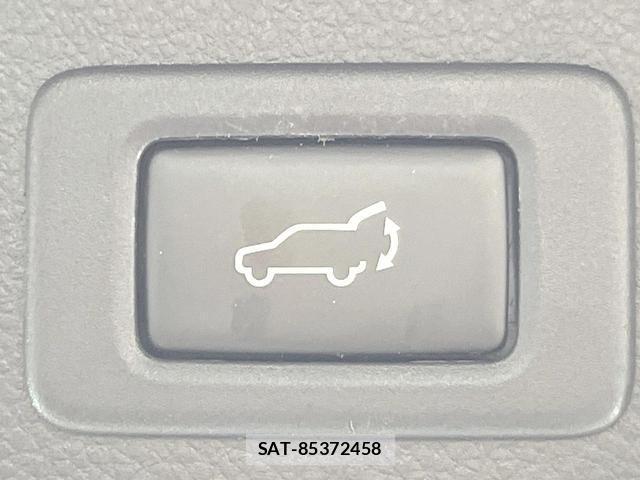Subaru FORESTER 2014-01 8329483-4