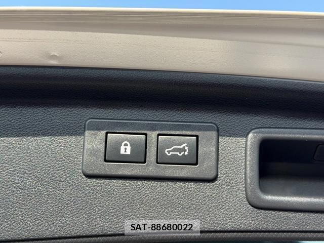 Subaru FORESTER 2023-07 8329551-12