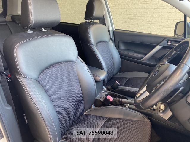 Subaru FORESTER 2017-10 8330033-6
