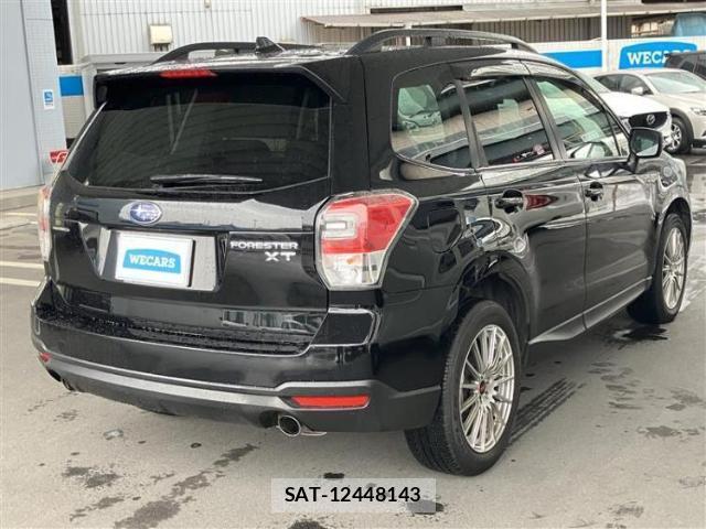 Subaru FORESTER 2018-02 8330435-2